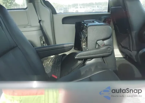 2015 Chrysler Town & Country Touring из США, поврежденный, VIN 2C4RC1BG6FR544564